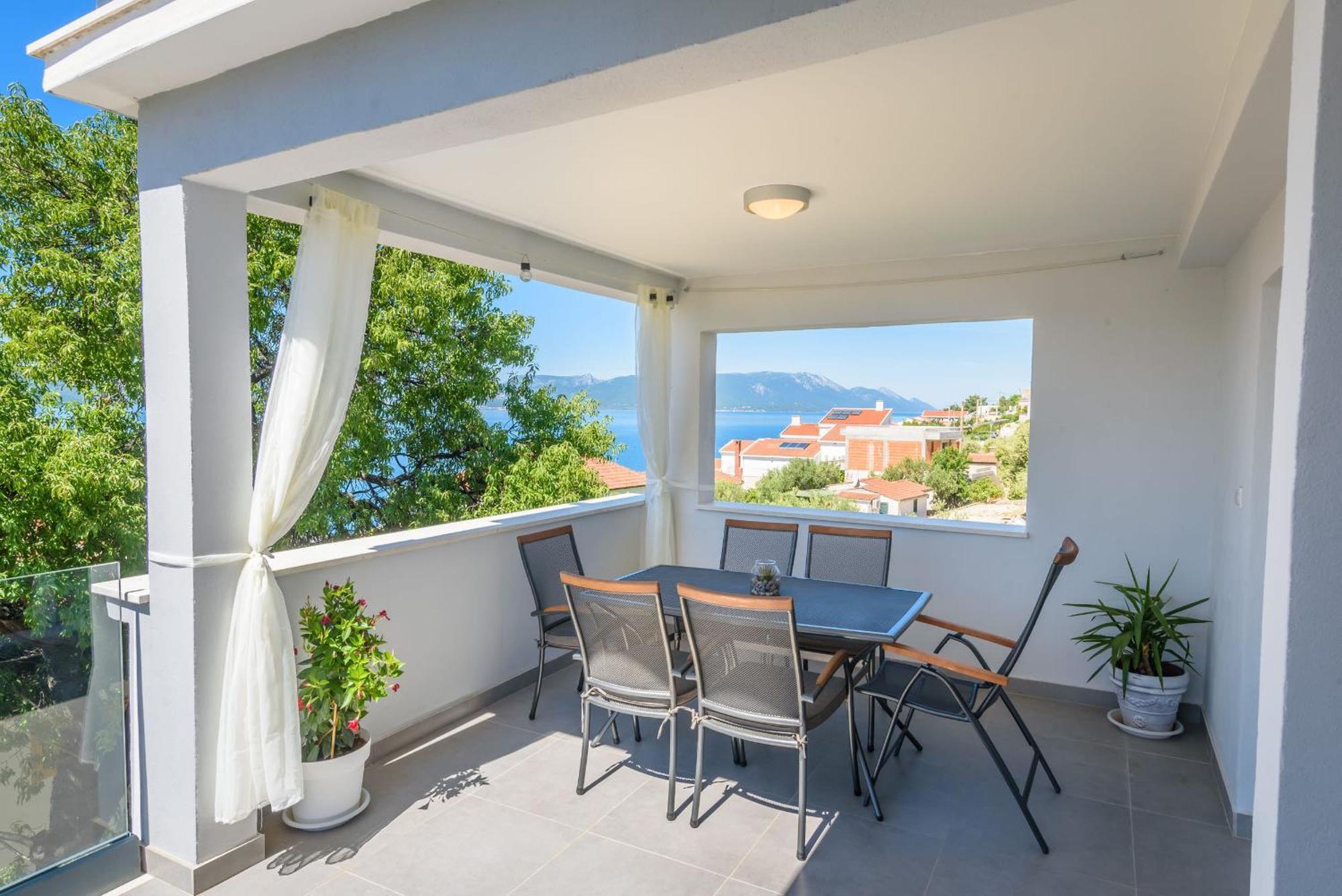 Apartments Morska Vila 코마르나 외부 사진